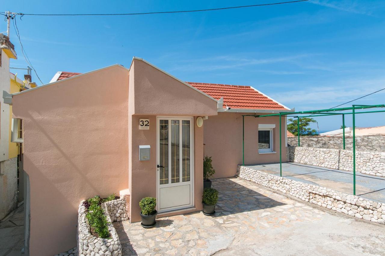 Apartments By The Sea Brist, Makarska - 11039 Eksteriør bilde
